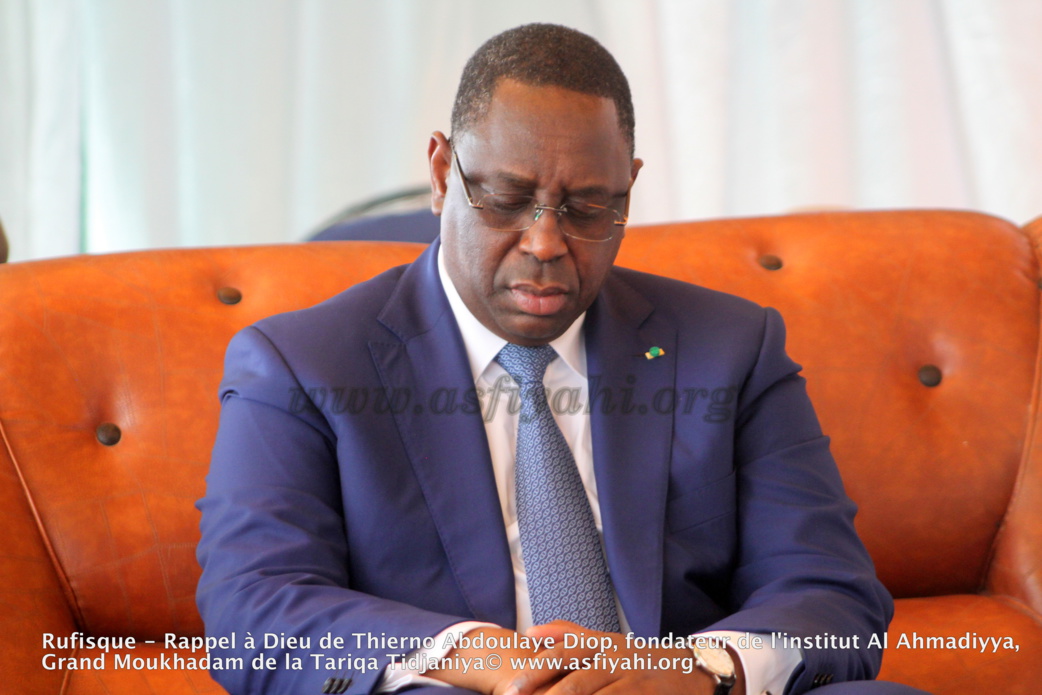 PHOTOS - Les images de la présentation de Condoléances du President Macky Sall chez Thierno Abdoulaye Diop, fondateur de l'institut Al Ahmadiyya