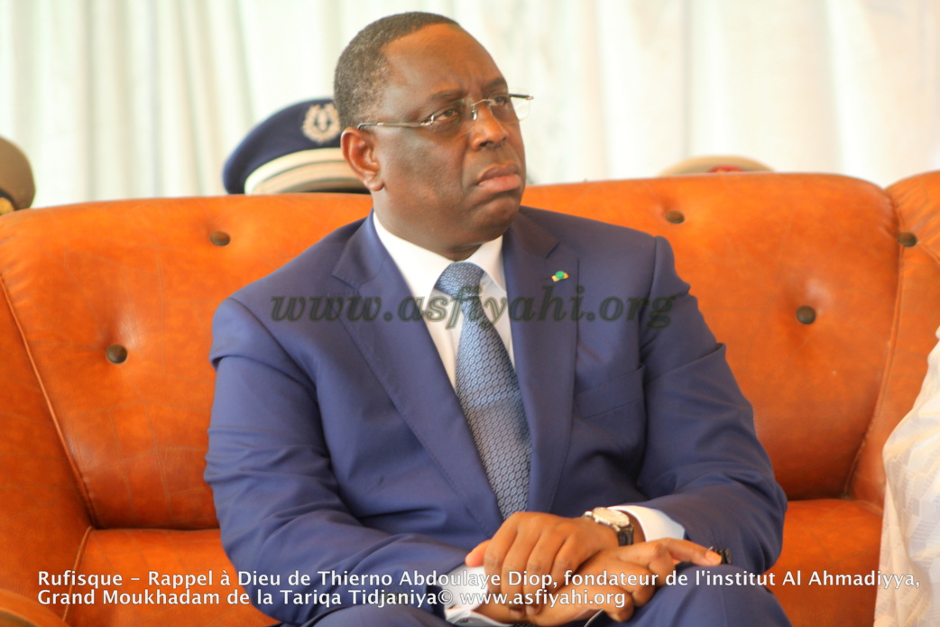 PHOTOS - Les images de la présentation de Condoléances du President Macky Sall chez Thierno Abdoulaye Diop, fondateur de l'institut Al Ahmadiyya
