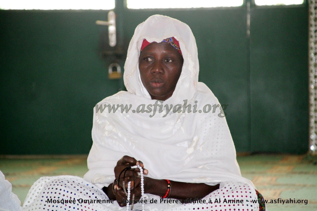 PHOTOS - Mosquée Omarienne: Les Images de la Journée de Prières dédiée à Serigne Abdoul Aziz Sy Al Amine  (rta)