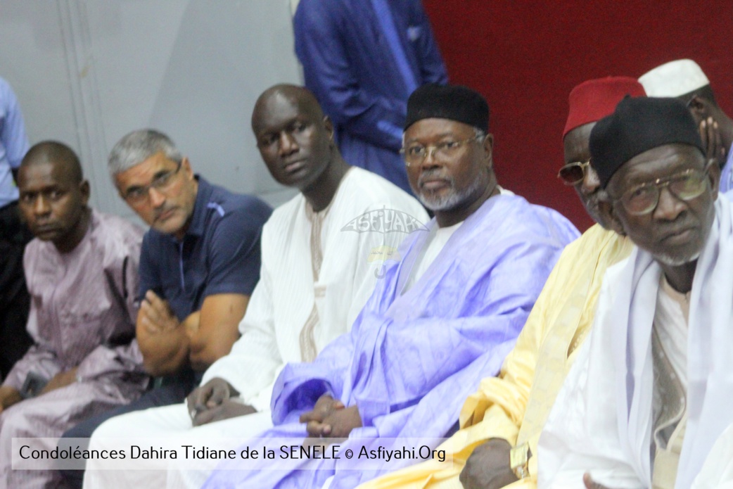 PHOTOS - Les Images de la presentation de Condoleances du Dahira Tidiane de la SENELEC, au Khalif General des Tidianes Serigne Mbaye Sy Mansour