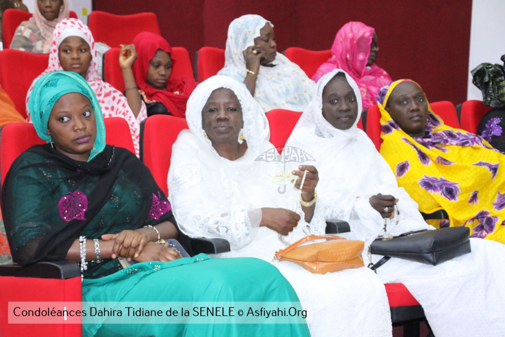 PHOTOS - Les Images de la presentation de Condoleances du Dahira Tidiane de la SENELEC, au Khalif General des Tidianes Serigne Mbaye Sy Mansour