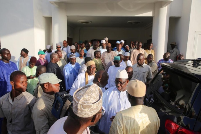 PHOTOS - TIVAOUANE - Rappel à Dieu de Sokhna Fatsy Mansour - Macky Sall présente ses condoléances à la Famille SY PHOTOS - TIVAOUANE - Rappel à Dieu de Sokhna Fatsy Mansour - Macky Sall présente ses condoléances à la Famille SY