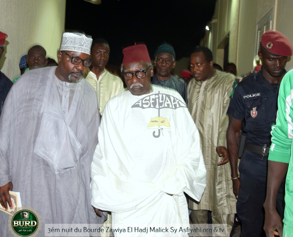 PHOTOS - GAMOU TIVAOUANE 2017 - Les Images de la troisième nuit du Bourde a la Zawiya El Hadj Malick Sy
