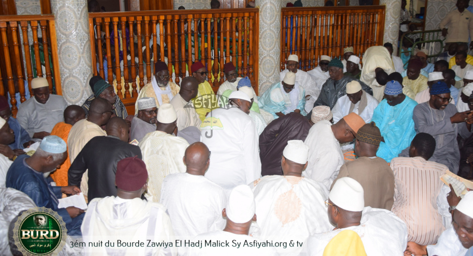 PHOTOS - GAMOU TIVAOUANE 2017 - Les Images de la troisième nuit du Bourde a la Zawiya El Hadj Malick Sy
