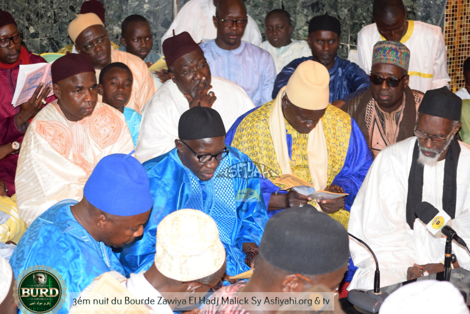 PHOTOS - GAMOU TIVAOUANE 2017 - Les Images de la troisième nuit du Bourde à la Zawiya Serigne Babacar SY