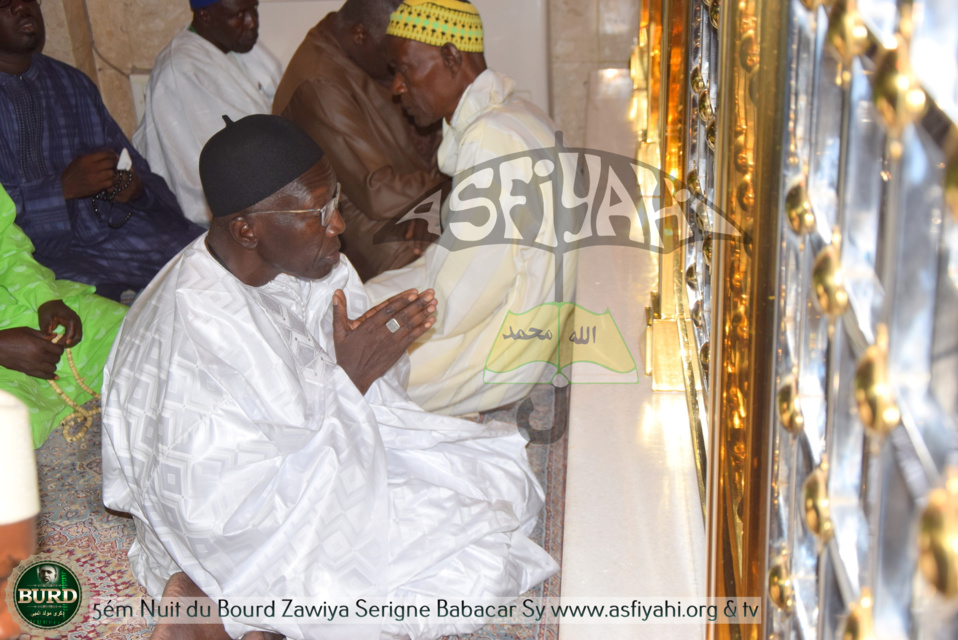 PHOTOS - TIVAOUANE - Les Images de la Cinquiéme nuit du Bourde à la Mosquée Serigne Babacar Sy