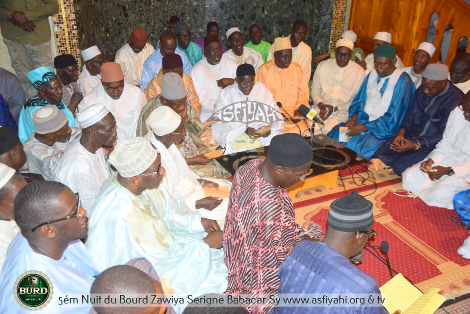 PHOTOS - TIVAOUANE - Les Images de la Cinquiéme nuit du Bourde à la Mosquée Serigne Babacar Sy