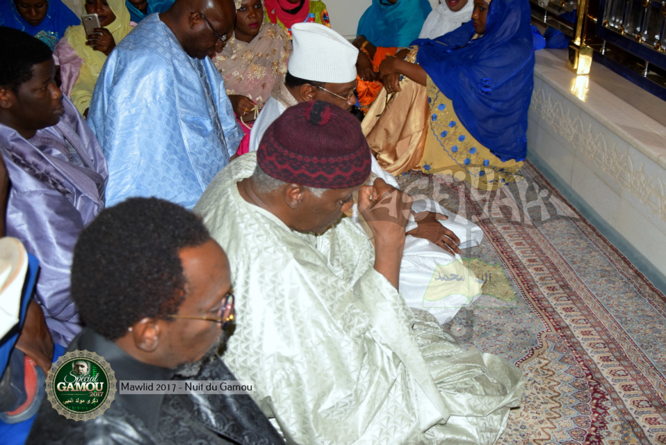 PHOTOS - Gamou Tivaouane 2017 - Les Images de la nuit du Gamou à la Mosquée Serigne Babacar Sy (rta)