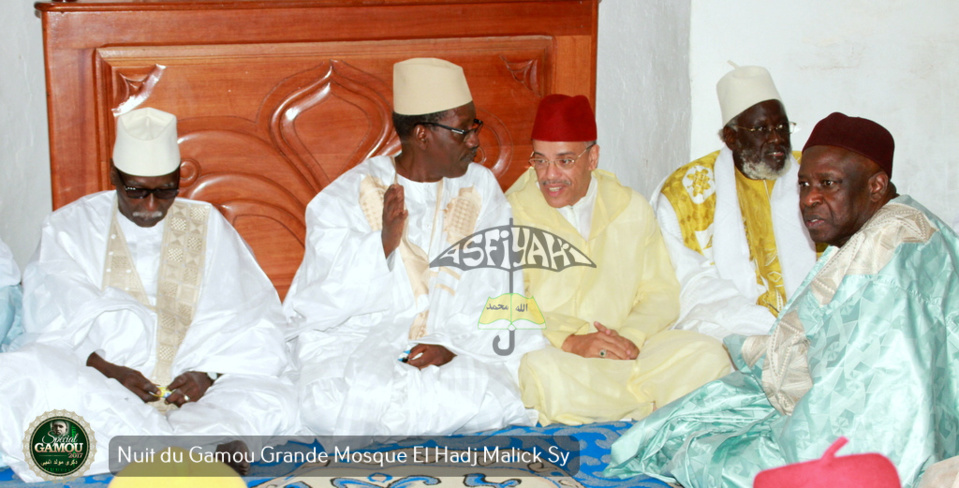 PHOTOS - Gamou Tivaouane 2017 - Les Images de la nuit du Gamou à la grande mosquée El Hadj Malick Sy (rta)
