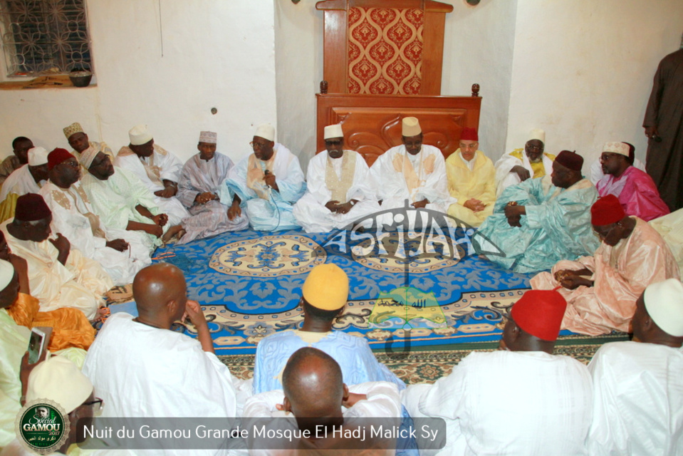 PHOTOS - Gamou Tivaouane 2017 - Les Images de la nuit du Gamou à la grande mosquée El Hadj Malick Sy (rta)