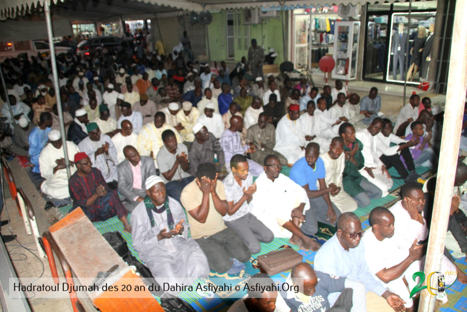 PHOTOS - 20 ans du Dahira Asfiyahi de Dakar Plateau - Les Images du Hadratoul Djumah en prélude à la Conférence du 1er janvier 2018