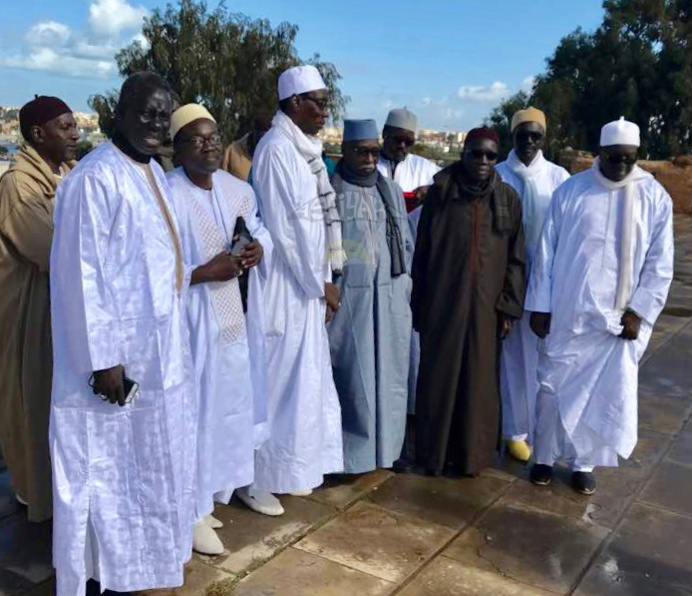 PHOTOS - Arrivé au Maroc du Khalif Général des Tidianes Serigne Babacar Sy Mansour, accompagné de toute la famille de Seydil Hadj Malick Sy (rta)