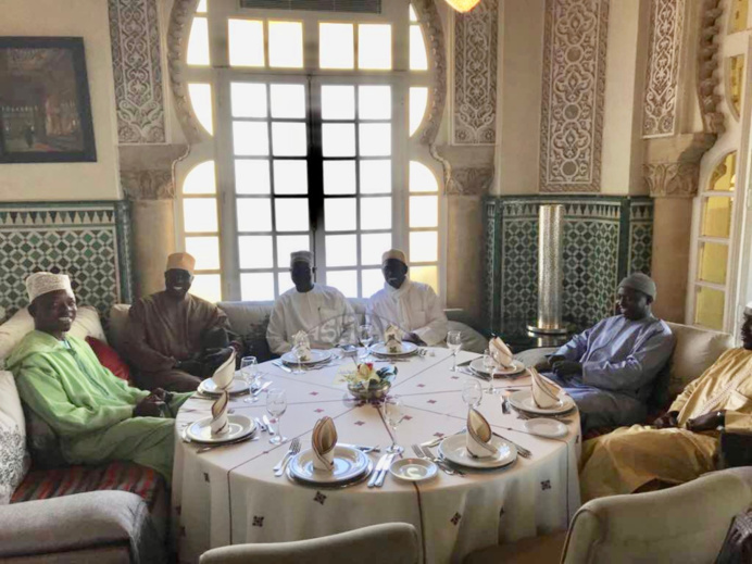 PHOTOS - Arrivé au Maroc du Khalif Général des Tidianes Serigne Babacar Sy Mansour, accompagné de toute la famille de Seydil Hadj Malick Sy (rta)