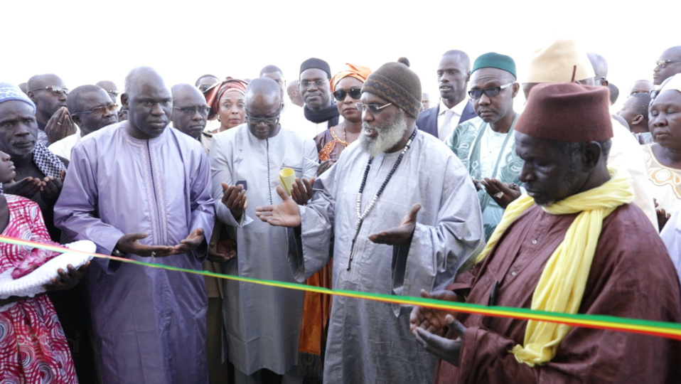 PHOTOS - RSE : Djamil SY, fils de Serigne Mansour Sy Borom Daara Ji, offre un centre de Santé « Clé en Main » à la Commune de Ngoudiane