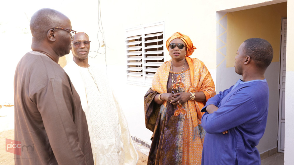 PHOTOS - RSE : Djamil SY, fils de Serigne Mansour Sy Borom Daara Ji, offre un centre de Santé « Clé en Main » à la Commune de Ngoudiane PHOTOS - RSE : Djamil SY, fils de Serigne Mansour Sy Borom Daara Ji, offre un centre de Santé « Clé en Main » à la Commune de Ngoudiane