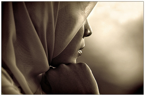 LE VOILE : ETHYMOLOGIE DU MOT HIJAB LE VOILE : ETHYMOLOGIE DU MOT HIJAB