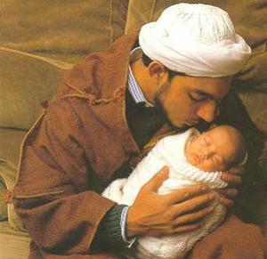 [DOSSIER SPECIAL] : L'ÉDUCATION Islamique : Le Saint-Coran et l'enfant : les devoirs des enfants envers leurs parents, les devoirs et les droits du père et de la mère, les responsabilités du père vis à vis de l'épouse enceinte et de celle qui allaite