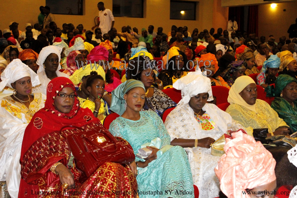 PHOTO - ITALIE - LUMEZZANE : TAKUSSANE SERIGNE BABACAR SY DU DAHIRATOUL MOUTAHABINA FILLAHI, PRESIDÉ PAR SERIGNE MOUSTAPHA SY PHOTO - ITALIE - LUMEZZANE : TAKUSSANE SERIGNE BABACAR SY DU DAHIRATOUL MOUTAHABINA FILLAHI, PRESIDÉ PAR SERIGNE MOUSTAPHA SY