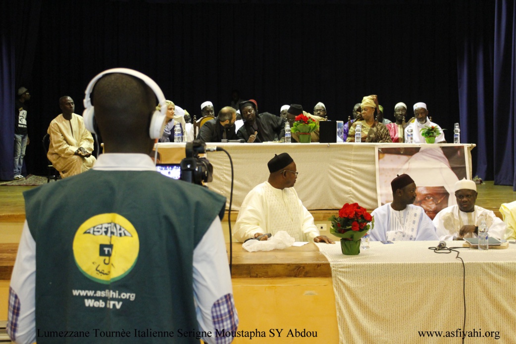 PHOTO - ITALIE - LUMEZZANE : TAKUSSANE SERIGNE BABACAR SY DU DAHIRATOUL MOUTAHABINA FILLAHI, PRESIDÉ PAR SERIGNE MOUSTAPHA SY PHOTO - ITALIE - LUMEZZANE : TAKUSSANE SERIGNE BABACAR SY DU DAHIRATOUL MOUTAHABINA FILLAHI, PRESIDÉ PAR SERIGNE MOUSTAPHA SY