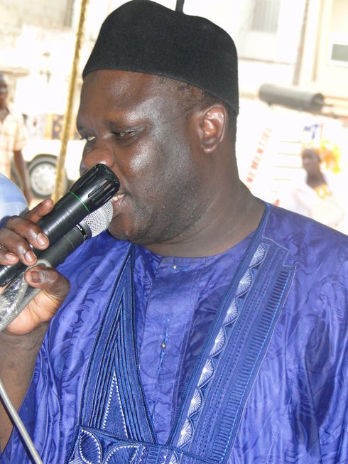 [VIDÉOS ] ITINÉRAIRES - Doudou Kende Mbaye : Le porte-étendard du chant tidiane "«Je voulais devenir journaliste, mais mon père m'avait dit que mon destin était fait pour la chanson religieuse" 