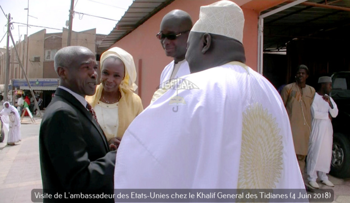 PHOTOS - L'ambassadeur des Etats-unies reçu par le Khalif Général des Tidianes Serigne Mbaye Sy Mansour: L'exception Sénégalaise, la lutte contre le Terrorisme au menu des échanges PHOTOS - L'ambassadeur des Etats-unies reçu par le Khalif Général des Tidianes Serigne Mbaye Sy Mansour: L'exception Sénégalaise, la lutte contre le Terrorisme au menu des échanges