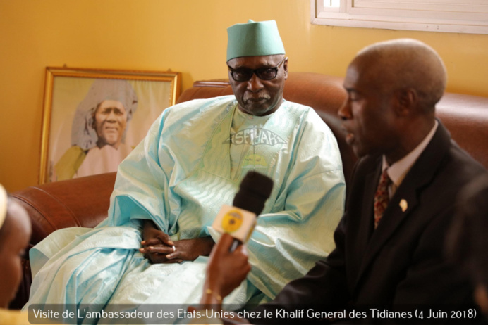 PHOTOS - L'ambassadeur des Etats-unies reçu par le Khalif Général des Tidianes Serigne Mbaye Sy Mansour: L'exception Sénégalaise, la lutte contre le Terrorisme au menu des échanges PHOTOS - L'ambassadeur des Etats-unies reçu par le Khalif Général des Tidianes Serigne Mbaye Sy Mansour: L'exception Sénégalaise, la lutte contre le Terrorisme au menu des échanges
