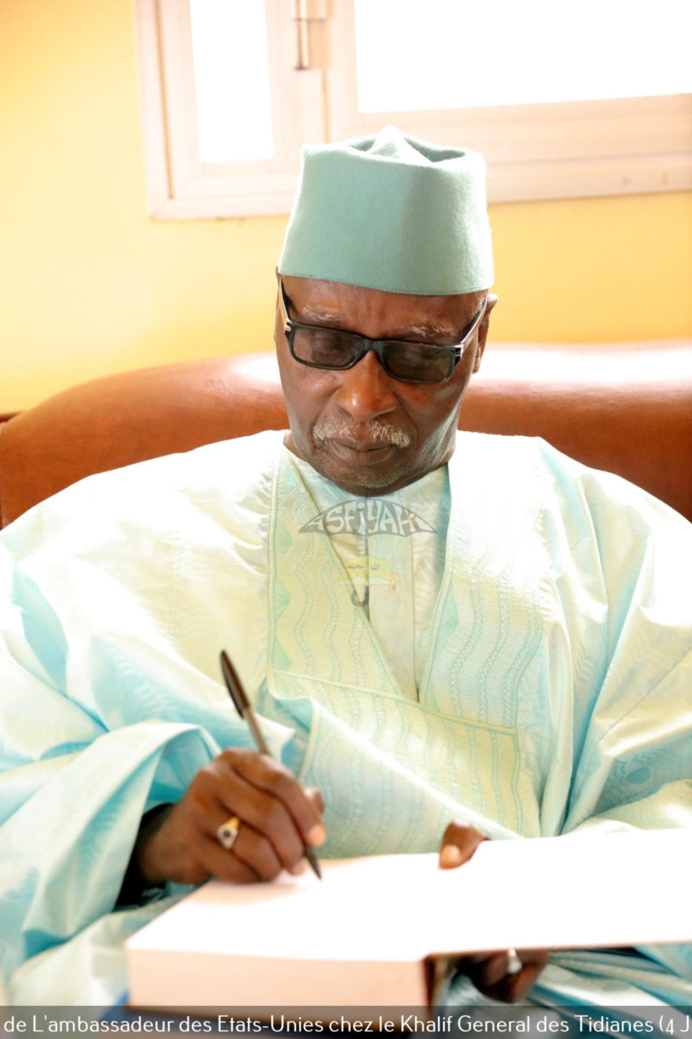 PHOTOS - L'ambassadeur des Etats-unies reçu par le Khalif Général des Tidianes Serigne Mbaye Sy Mansour: L'exception Sénégalaise, la lutte contre le Terrorisme au menu des échanges PHOTOS - L'ambassadeur des Etats-unies reçu par le Khalif Général des Tidianes Serigne Mbaye Sy Mansour: L'exception Sénégalaise, la lutte contre le Terrorisme au menu des échanges