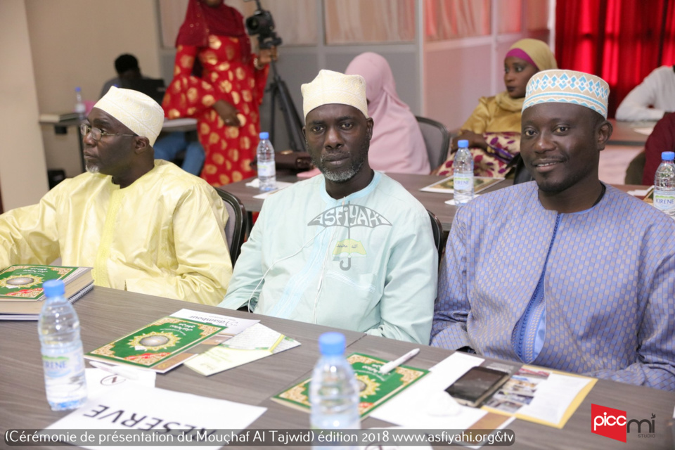 REPORTAGE PHOTOS ET VIDEO - Cérémonie de Présentation du du Mouçhaf Al Tajwîd des Éditions Albouraq Sénégal en partenariat avec les Éditions Dâr-Al-Maarifah de la Syrie 