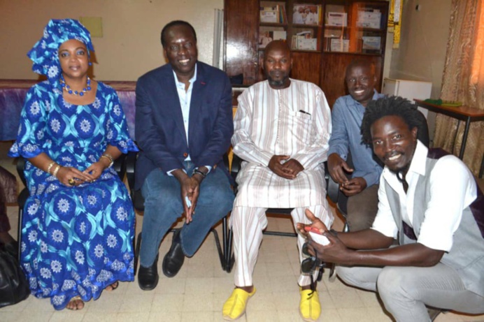 CONTRAT D’EXCELLENCE ! Discours de de Serigne Habib SY Ibn Al Maktoum adressé aux élèves du Lycée Malick SY de Thies CONTRAT D’EXCELLENCE ! Discours de de Serigne Habib SY Ibn Al Maktoum adressé aux élèves du Lycée Malick SY de Thies