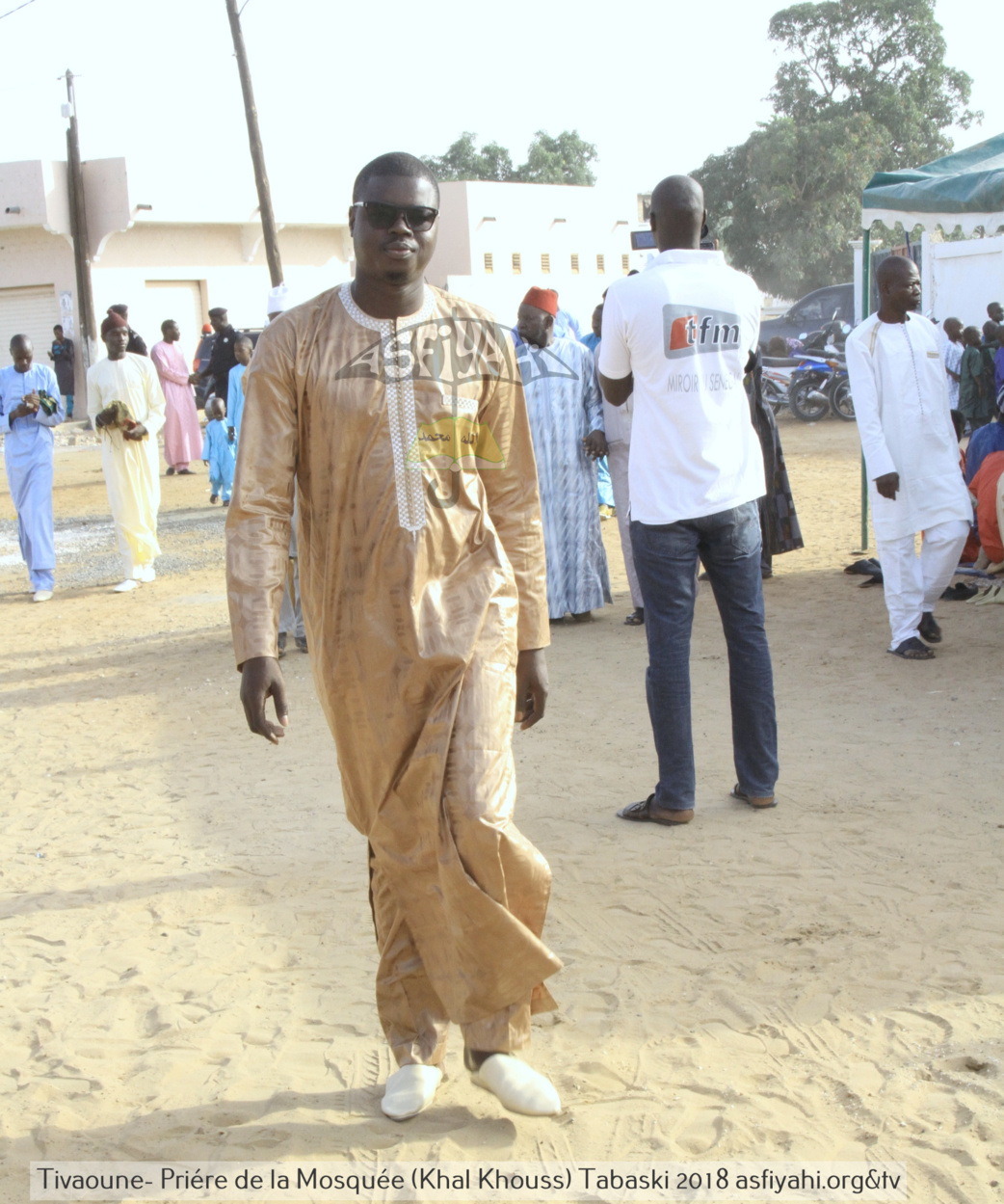 PHOTOS - TABASKI 2018 - Les Images de la Priere à la Mosquée de Khalkhouss en presence du Khalif General des Tidianes Serigne Mbaye SY Mansour PHOTOS - TABASKI 2018 - Les Images de la Priere à la Mosquée de Khalkhouss en presence du Khalif General des Tidianes Serigne Mbaye SY Mansour