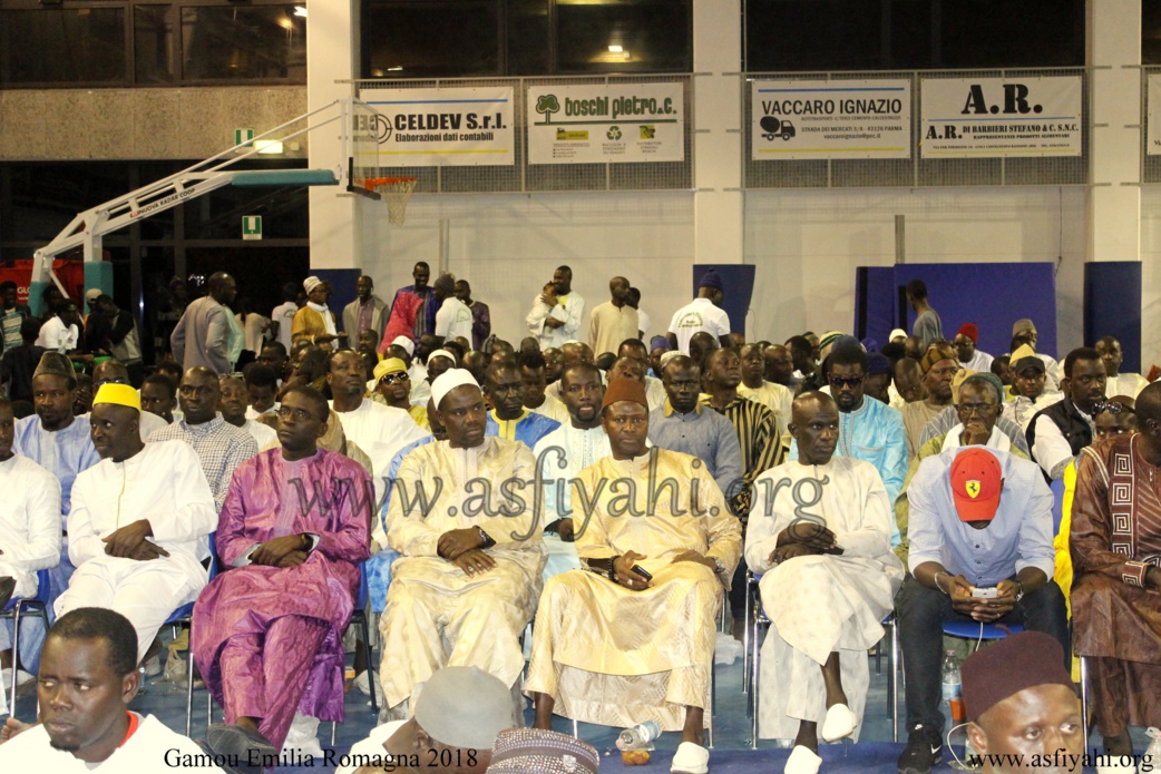 PHOTO - ITALIE - EMILIA ROMAGNA : GAMOU FÉDÉRATION DES DAHIRAS TIDIANES D'EMILIA ROMAGNA PRÉSIDÉ PAR SERIGNE HABIB SY MANSOUR 