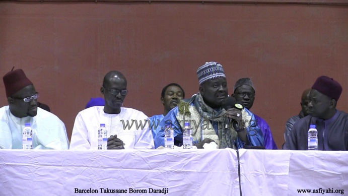 PHOTO - ESPAGNE - BARCELONE : Les Images du Takoussan Borom Daara Ji organisé par le Dahiratoul Moutahabina Filahi de Barcelone PHOTO - ESPAGNE - BARCELONE : Les Images du Takoussan Borom Daara Ji organisé par le Dahiratoul Moutahabina Filahi de Barcelone