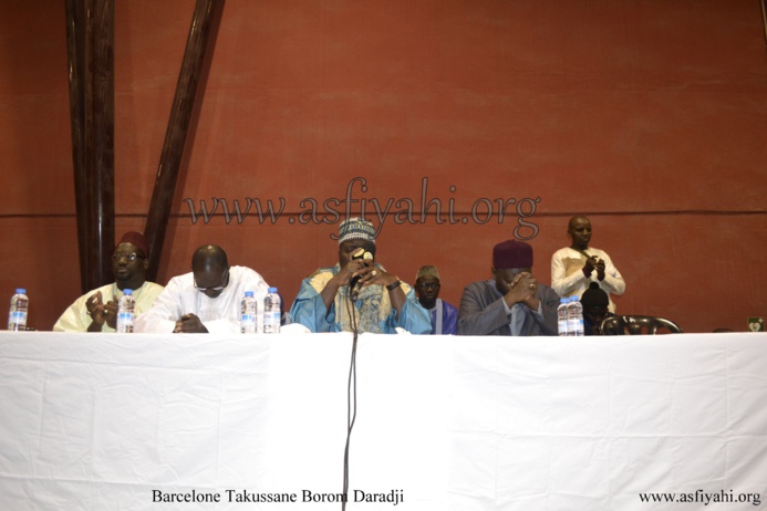 PHOTO - ESPAGNE - BARCELONE : Les Images du Takoussan Borom Daara Ji organisé par le Dahiratoul Moutahabina Filahi de Barcelone PHOTO - ESPAGNE - BARCELONE : Les Images du Takoussan Borom Daara Ji organisé par le Dahiratoul Moutahabina Filahi de Barcelone