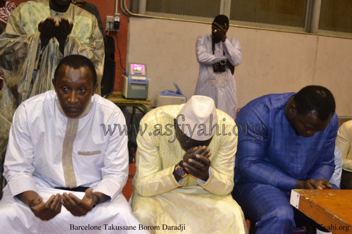 PHOTO - ESPAGNE - BARCELONE : Les Images du Takoussan Borom Daara Ji organisé par le Dahiratoul Moutahabina Filahi de Barcelone PHOTO - ESPAGNE - BARCELONE : Les Images du Takoussan Borom Daara Ji organisé par le Dahiratoul Moutahabina Filahi de Barcelone