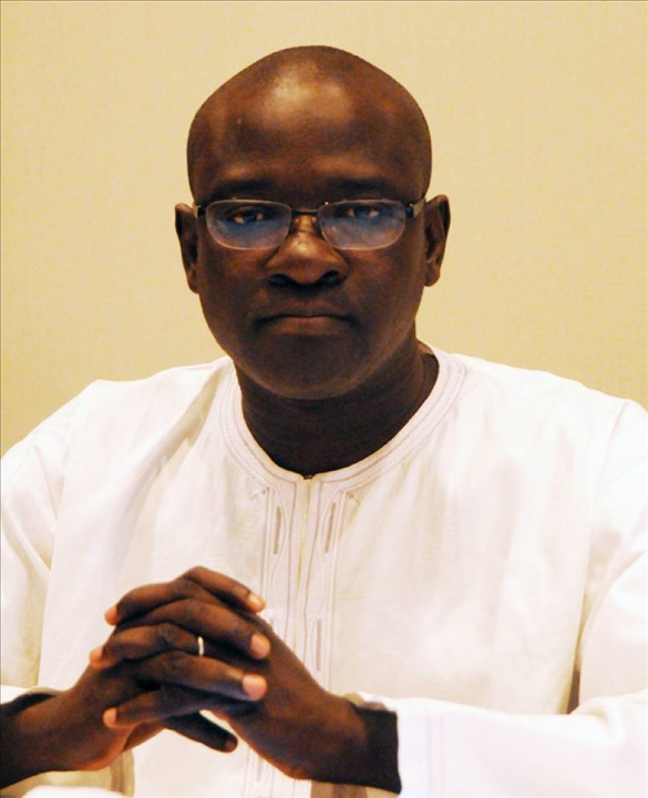 Cheikh El Hadji Malick Sy et la philosophie du « Burd » : un fin lettré dévoué au pur amour du Prophète (Par Dr. Bakary Sambe) Cheikh El Hadji Malick Sy et la philosophie du « Burd » : un fin lettré dévoué au pur amour du Prophète (Par Dr. Bakary Sambe)