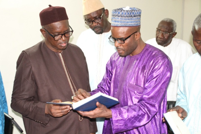 REPORTAGE - Réédition des 20 volumes du Tafsîr d'El Hadj Amadou Deme de Sokone par le Ministère de la Culture: Une nouvelle lumière dans le monde musulman REPORTAGE - Réédition des 20 volumes du Tafsîr d'El Hadj Amadou Deme de Sokone par le Ministère de la Culture: Une nouvelle lumière dans le monde musulman