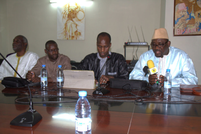 REPORTAGE - Réédition des 20 volumes du Tafsîr d'El Hadj Amadou Deme de Sokone par le Ministère de la Culture: Une nouvelle lumière dans le monde musulman REPORTAGE - Réédition des 20 volumes du Tafsîr d'El Hadj Amadou Deme de Sokone par le Ministère de la Culture: Une nouvelle lumière dans le monde musulman