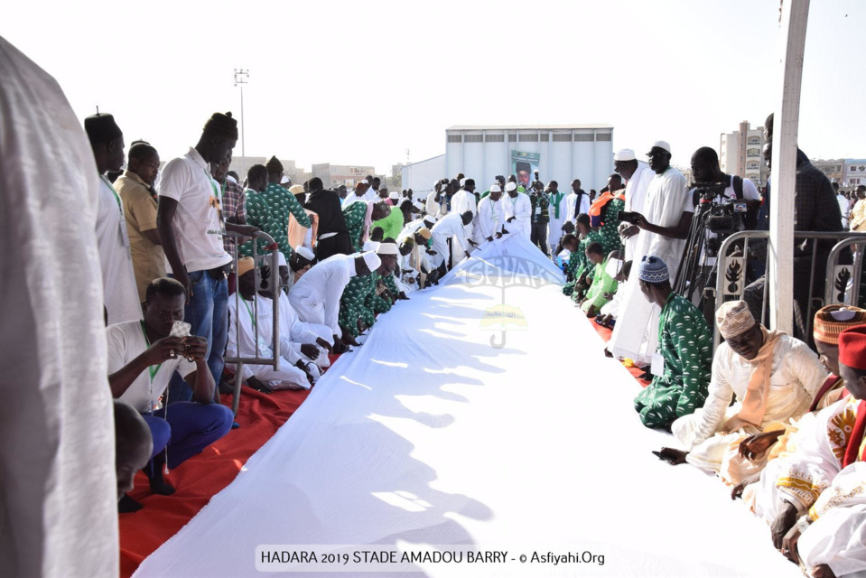 PHOTOS - STADE AMADOU BARRY - Les Images de la Hadaratoul Jumma 2019 organisée par Abnâ'u Hadrati Tijaniyati 