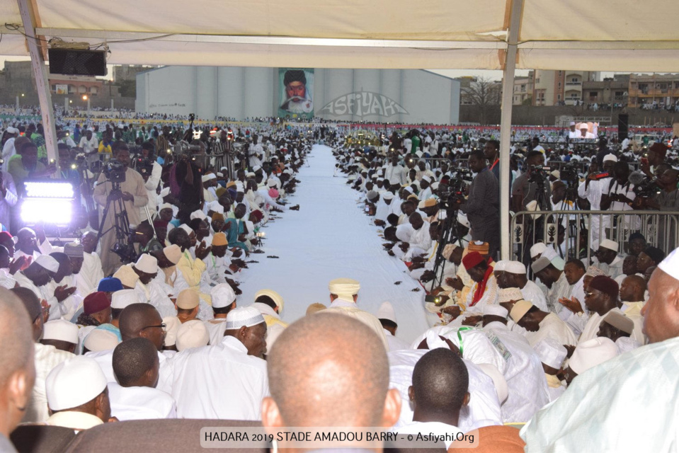 PHOTOS - STADE AMADOU BARRY - Les Images de la Hadaratoul Jumma 2019 organisée par Abnâ'u Hadrati Tijaniyati 