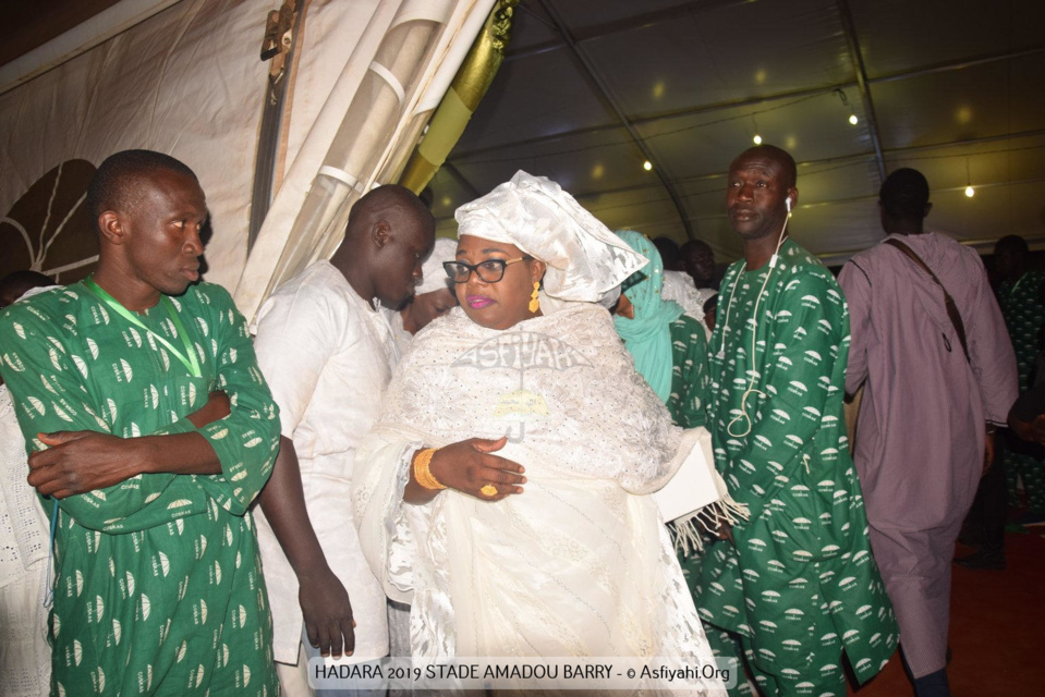 PHOTOS - STADE AMADOU BARRY - Les Images de la Cérémonie Officielle de la Hadaratoul Jumma 2019 organisée par Abnâ'u Hadrati Tijaniyati