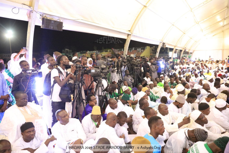 PHOTOS - STADE AMADOU BARRY - Les Images de la Cérémonie Officielle de la Hadaratoul Jumma 2019 organisée par Abnâ'u Hadrati Tijaniyati