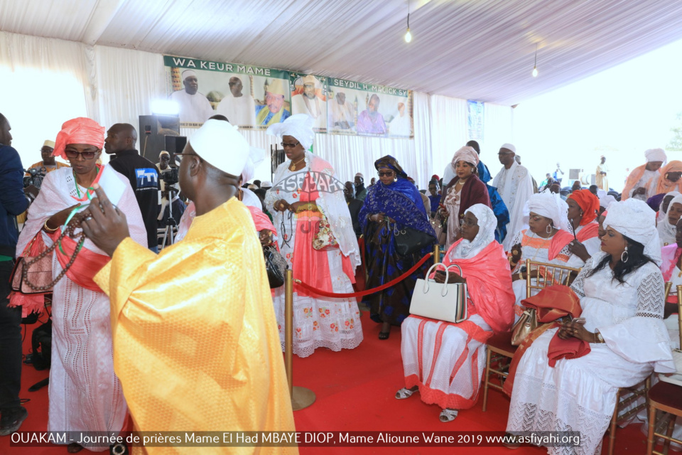 PHOTOS - OUAKAM - Les Images de la Cérémonie de de Clôture de la Journée de prières des familles Mame El Had MBAYE DIOP, Mame Alioune WANE 2019, présidée par Serigne Babacar SY Mansour, Khalif General des Tidianes 