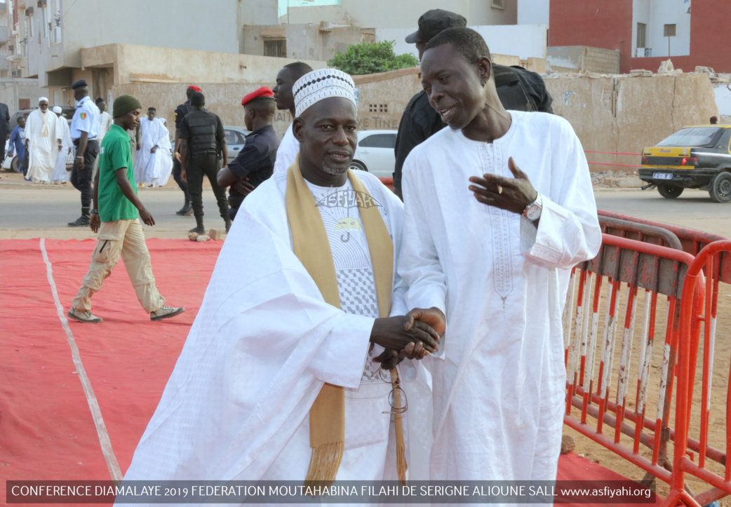 PHOTOS - DIAMALAYE 2019 - Les Images de la Conférence de la Federation Moutahabina Filahi de Serigne Alioune Sall Safietou SY