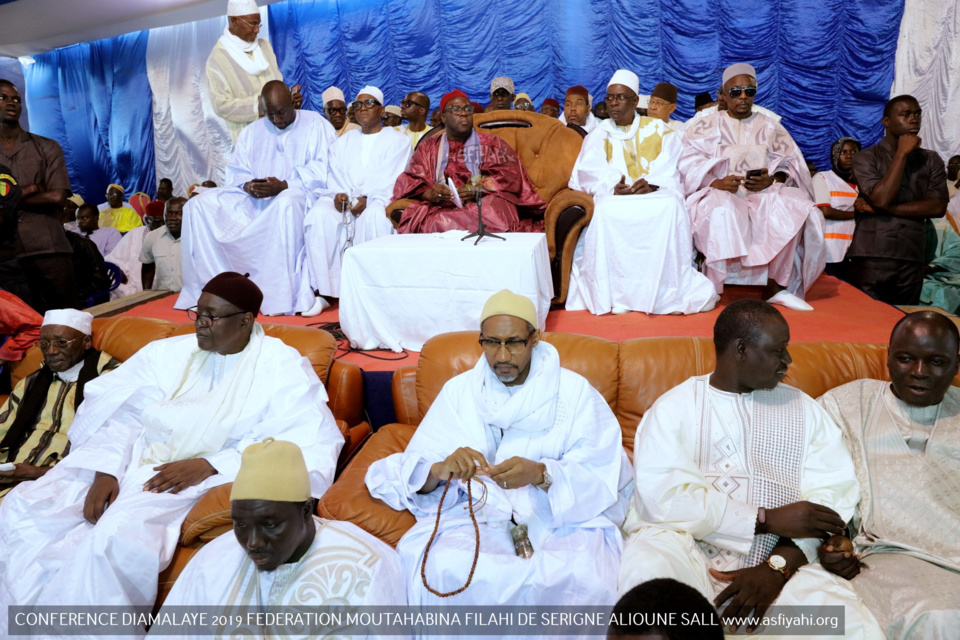 PHOTOS - DIAMALAYE 2019 - Les Images de la Conférence de la Federation Moutahabina Filahi de Serigne Alioune Sall Safietou SY
