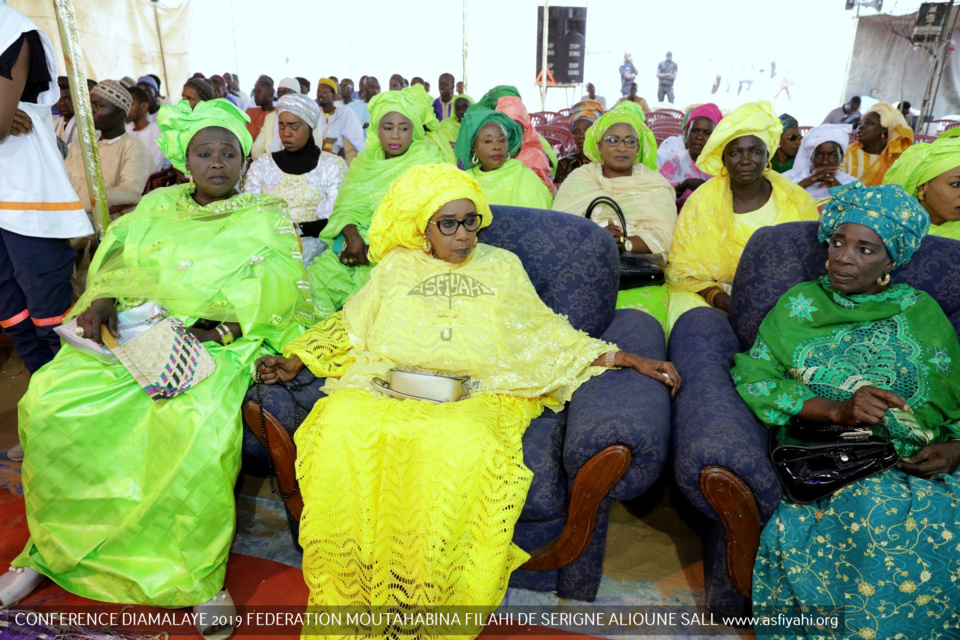 PHOTOS - DIAMALAYE 2019 - Les Images de la Conférence de la Federation Moutahabina Filahi de Serigne Alioune Sall Safietou SY