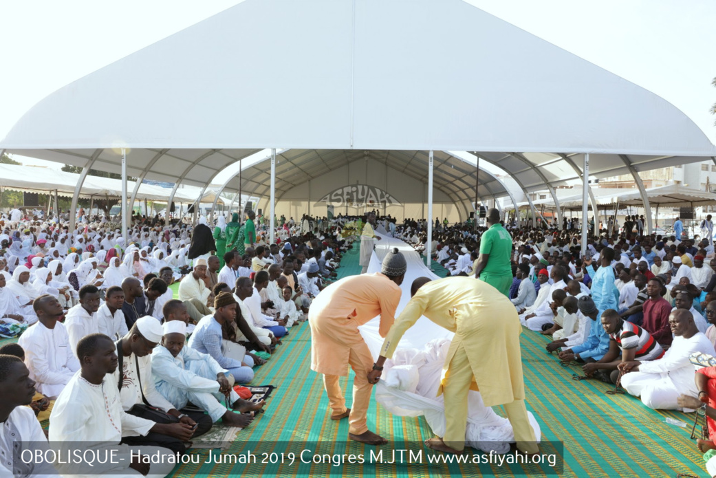 PHOTOS - OBELISQUE - Les Images de la Hadratoul Jumah 2019 organisée par le Mouvement Jeunesse Tidiane Malikite sous la presidence de Serigne Babacar Sy Abdoul Aziz
