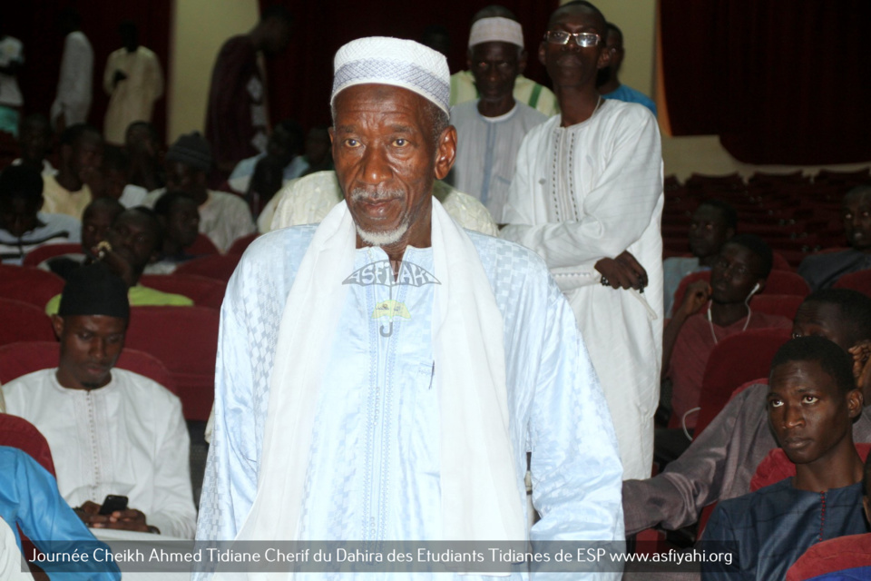 PHOTOS - Les Images de la Journée Cheikh Ahmed Tidiane Cherif (rta) organisée par la Dahira des Etudiants Tidianes de L'ESP, présidée par Serigne Habib Sy Babacar