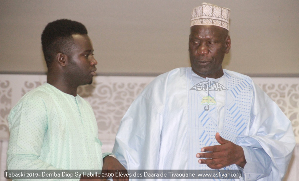 PHOTOS - TIVAOUANE - Tabaski 2019 - Demba Diop Sy Habille 2500 Éléves des Daaras de Tivaouane