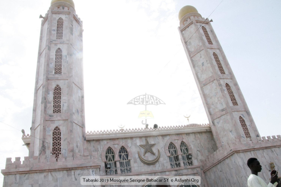 PHOTOS - TABASKI 2019 À TIVAOUANE - Les Images de la Priere de l'Aid El Kebir à la Mosquée Serigne Babacar Sy (rta)