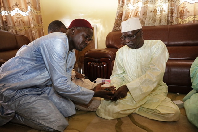 Reconstruction de la Grande Mosquée de Fass Bâtiment: Fass à l’honneur chez le Khalife Général des Tidianes Serigne Babacar Sy Mansour Reconstruction de la Grande Mosquée de Fass Bâtiment: Fass à l’honneur chez le Khalife Général des Tidianes Serigne Babacar Sy Mansour
